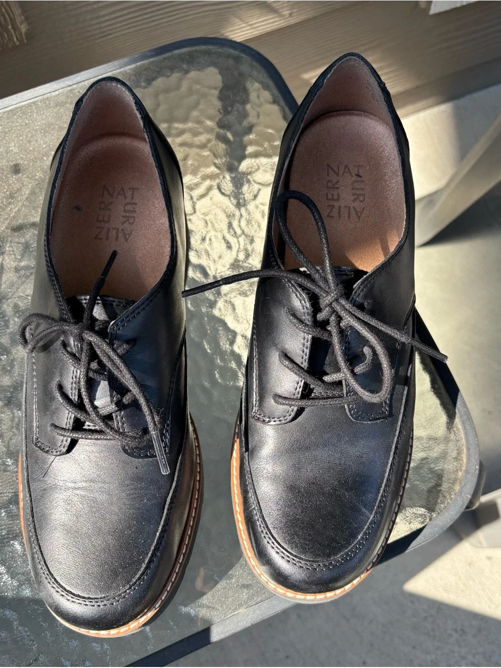 Naturalizer Darry Lace Up Black Leather Lug Sole Oxfords 9Wide
